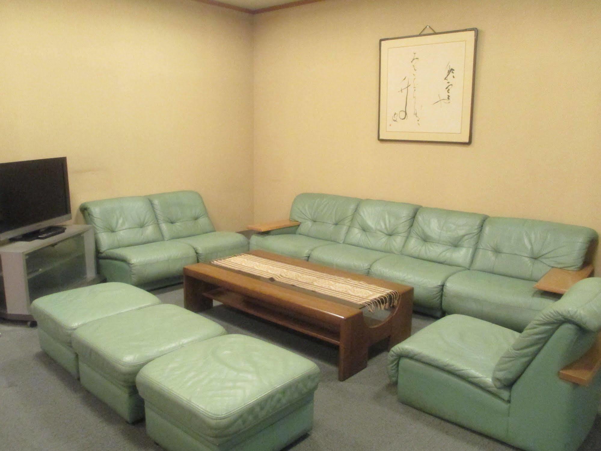 Hotel Crown Hills Imabari Railway Station Exteriör bild