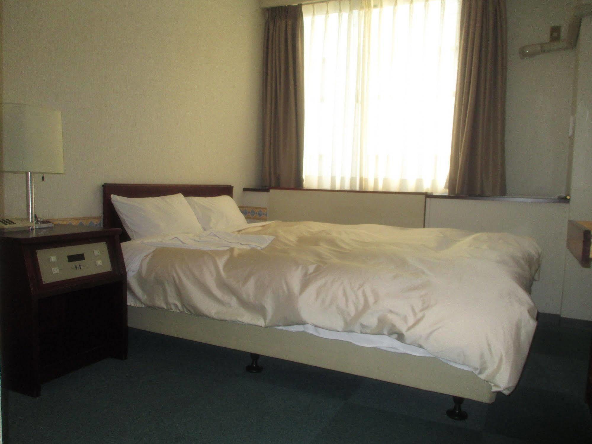 Hotel Crown Hills Imabari Railway Station Exteriör bild